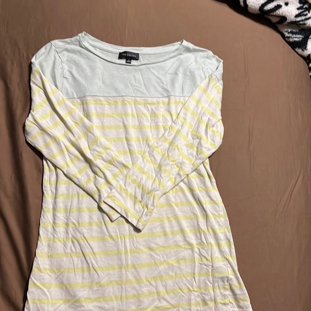 The limited quarter sleeve size M